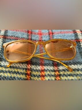 Vintage Serengeti Drivers 5300L Corning Optics Tortoise Frame Sunglasses